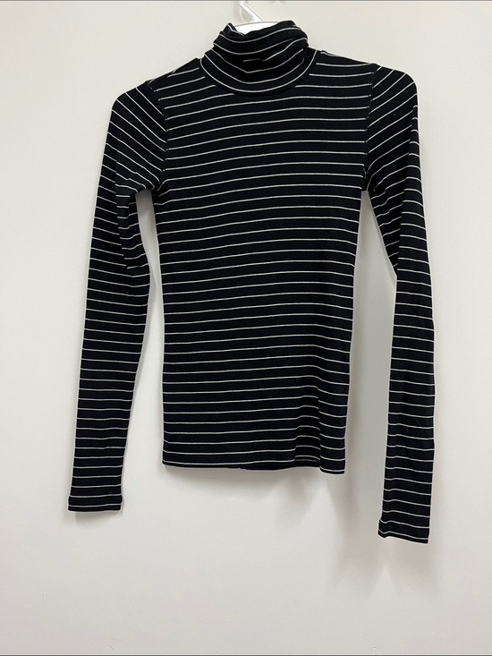 Everlane Tops - NWT Everlane "The Pima Micro Rib Turtleneck" Black/Canvas tan size XXS